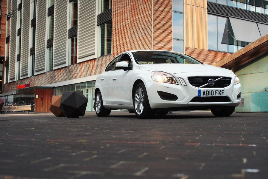 Volvo S60 2010 года  (фото 207 из 226)